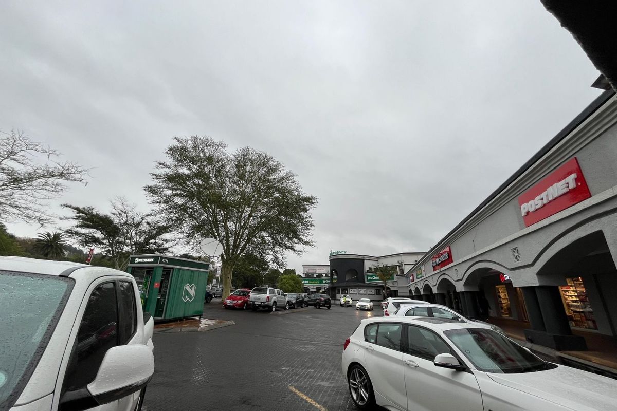 Retail To Rent in Queenswood - Photo 4