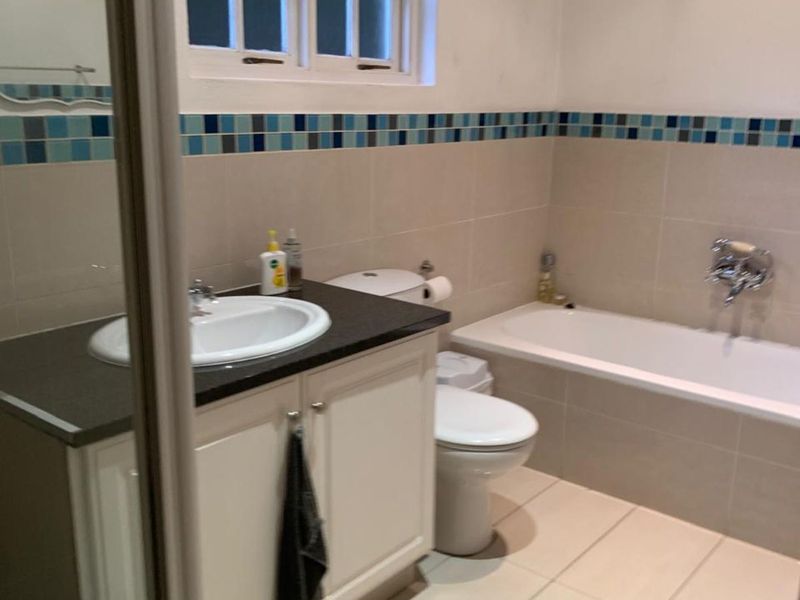 Apartment For Sale in Oaklands - Photo 9