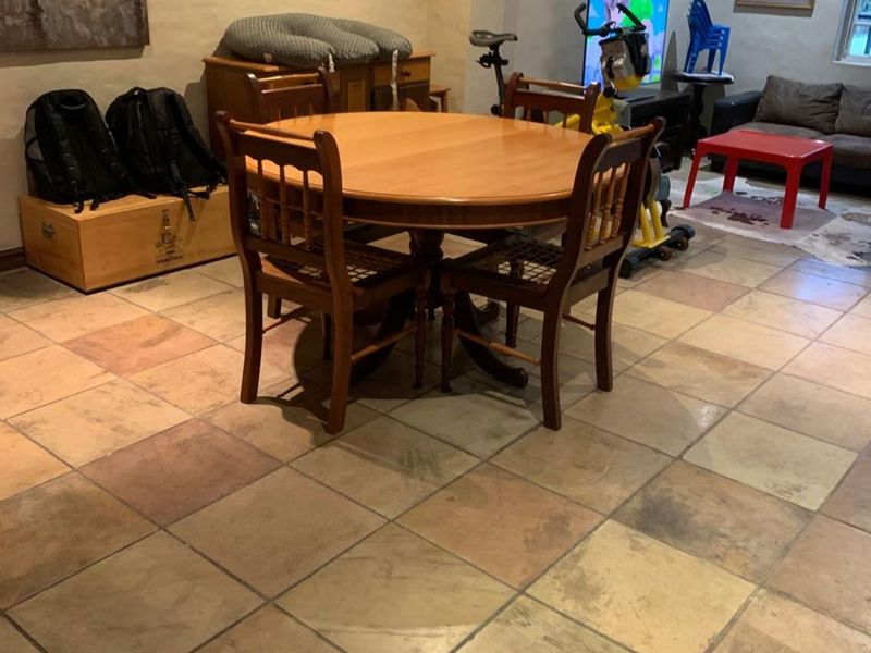 Apartment For Sale in Oaklands - Photo 4