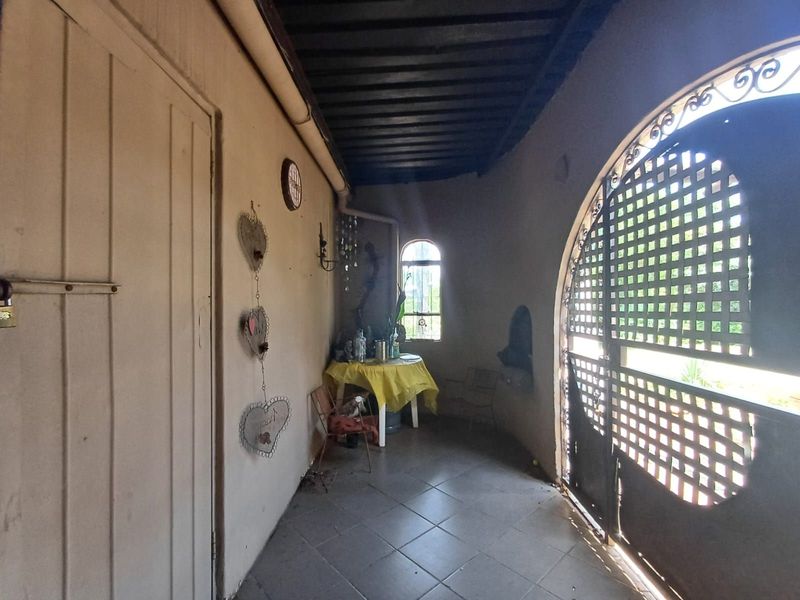 House For Sale in Orkney Park - Photo 3