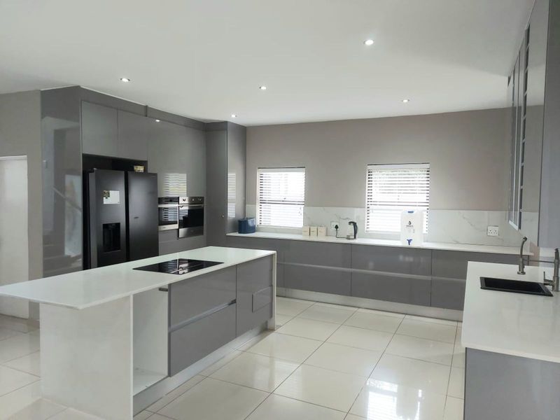 House For Sale in Savannah Country Estate - Photo 5