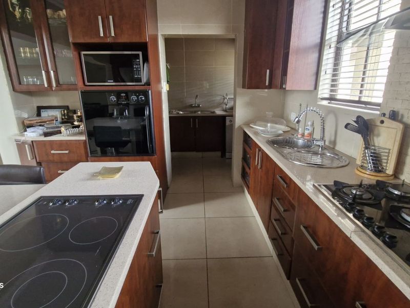 House For Sale in Bankenveld - Photo 10