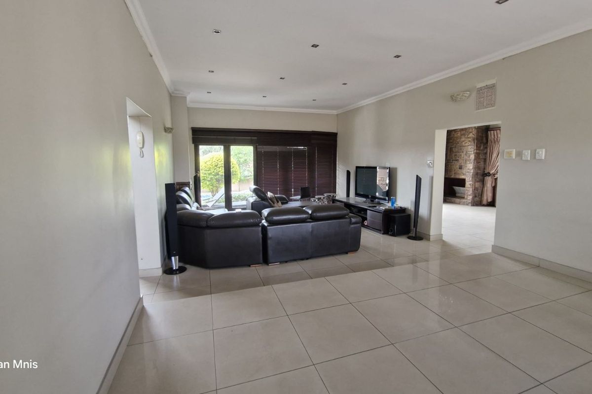 House For Sale in Bankenveld - Photo 5