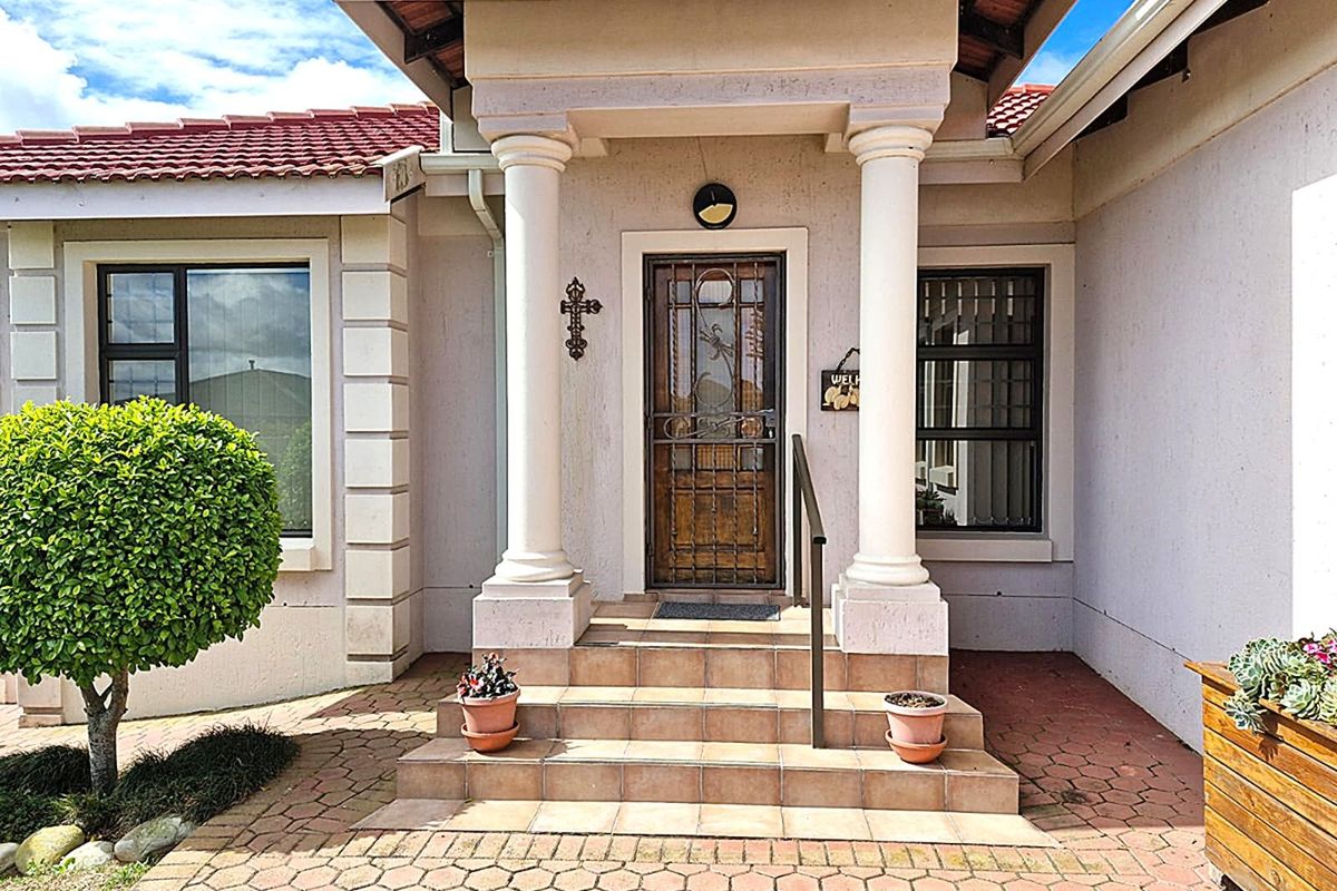 House For Sale in Reebok - Photo 3