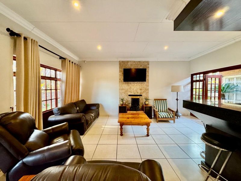 House For Sale in Secunda Central - Photo 3