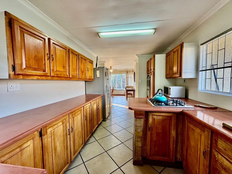 House For Sale in Secunda Central - Photo 10