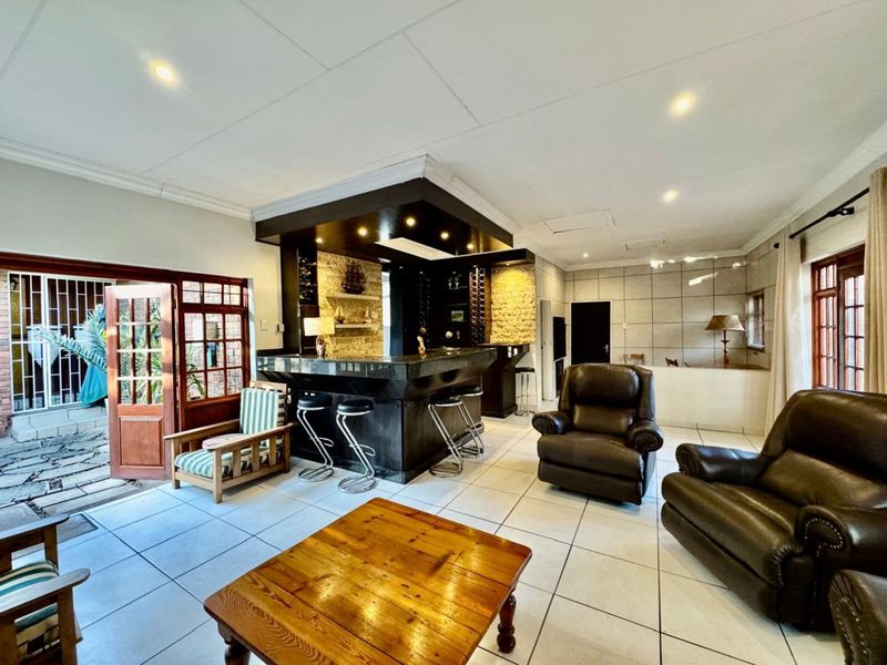 House For Sale in Secunda Central - Photo 4