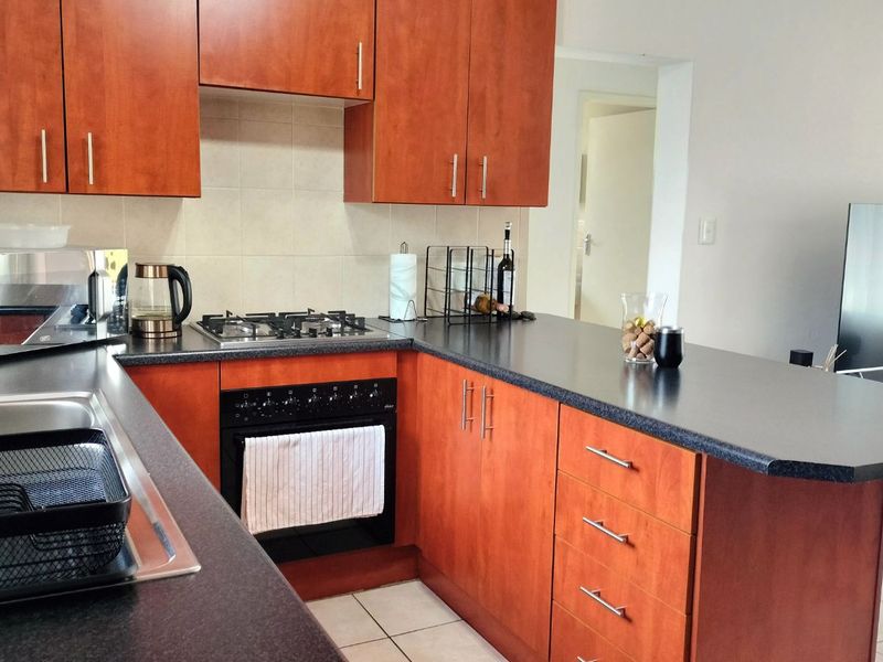 Apartment For Sale in Strubensvallei - Photo 8