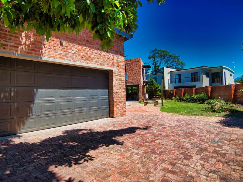 House For Sale in King George Park - Photo 4