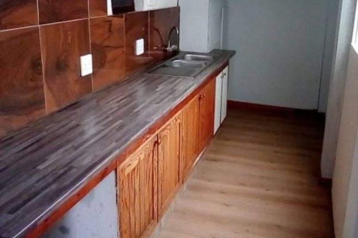 House For Sale in Andersonville - Photo 5