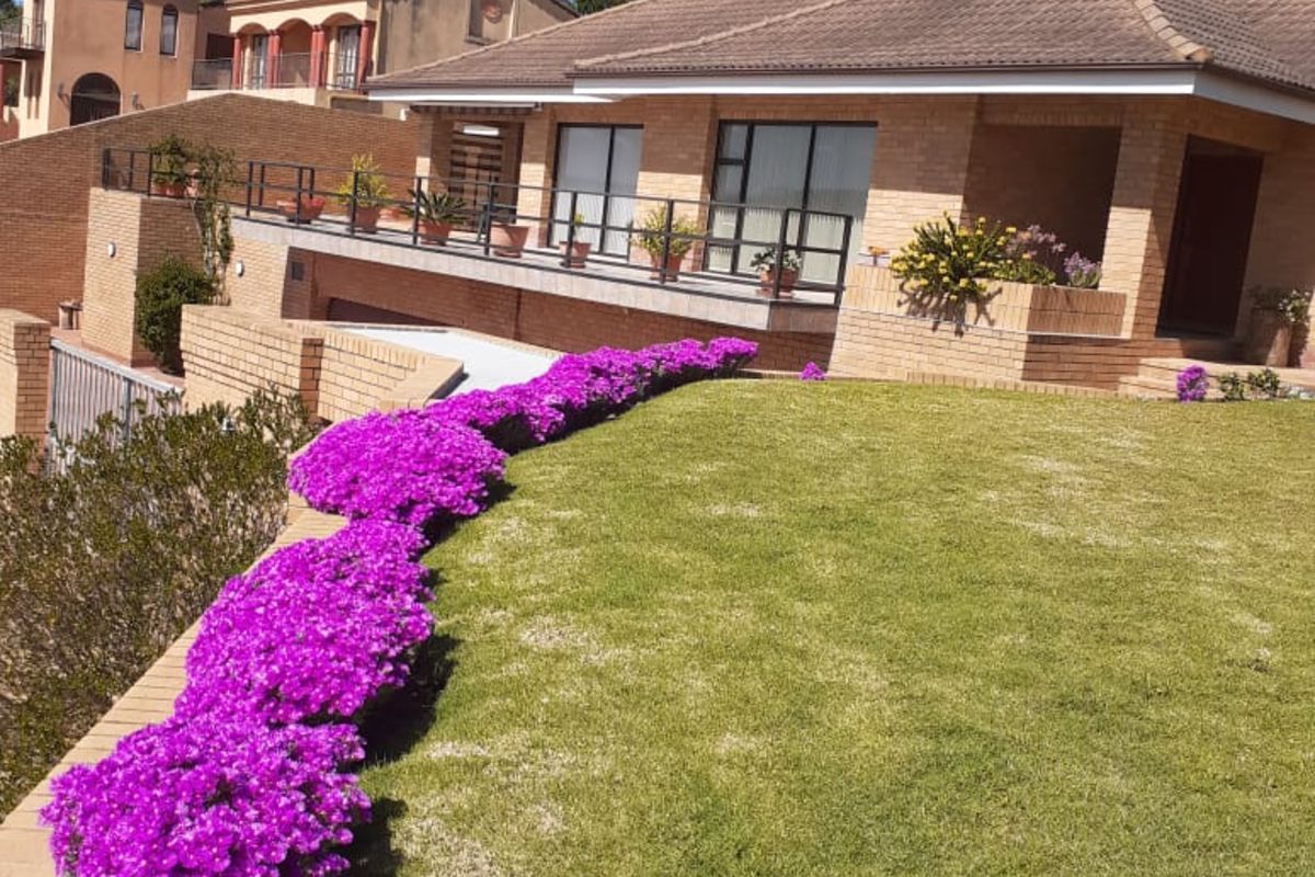 House For Sale in Wilderness Central - Photo 2