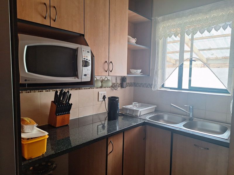 Townhouse For Sale in Cullinan Central - Photo 5