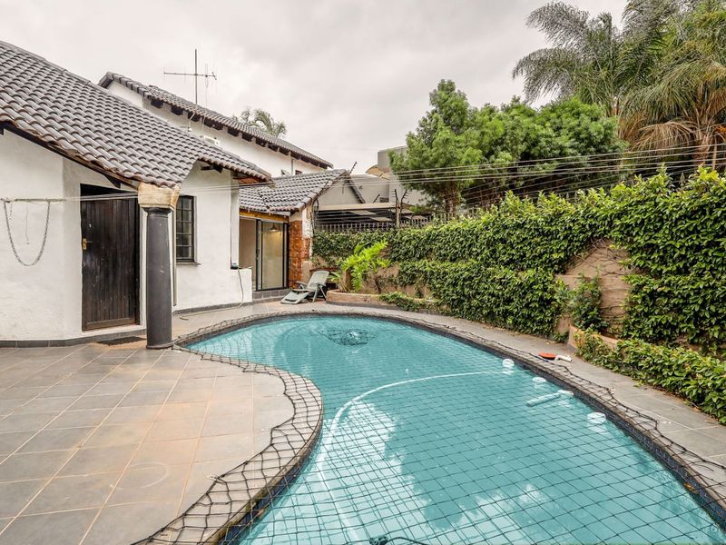 House For Sale in Waterkloof Ridge - Photo 5