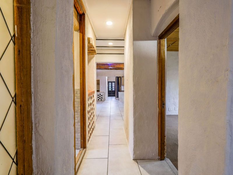 House For Sale in Waterkloof Ridge - Photo 10