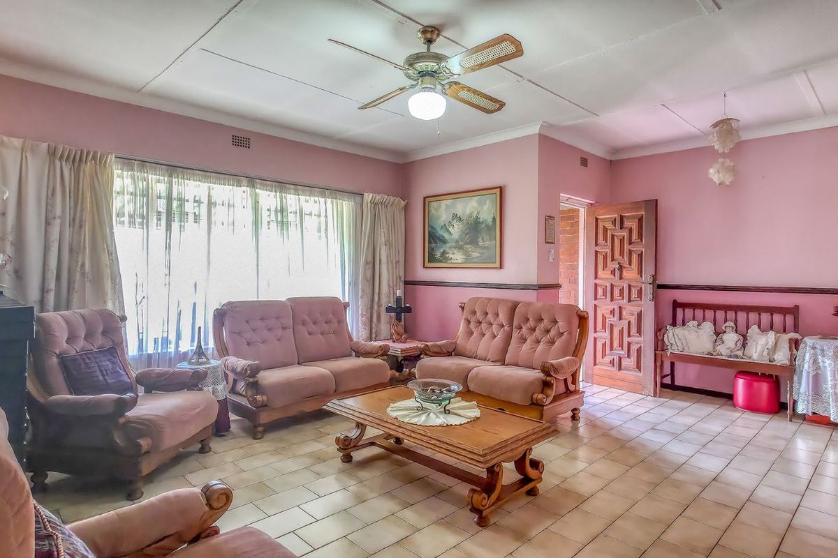 House For Sale in Discovery - Photo 4