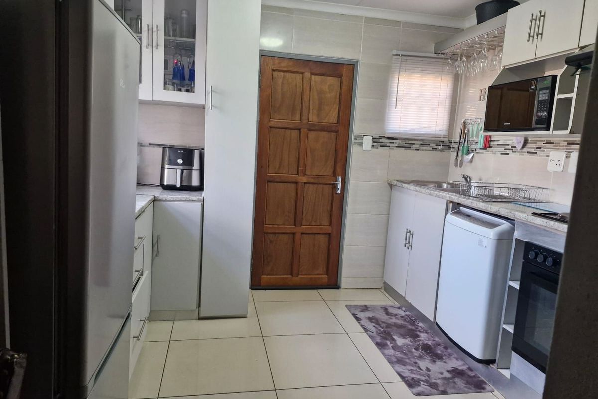 House For Sale in Kya Sands - Photo 3