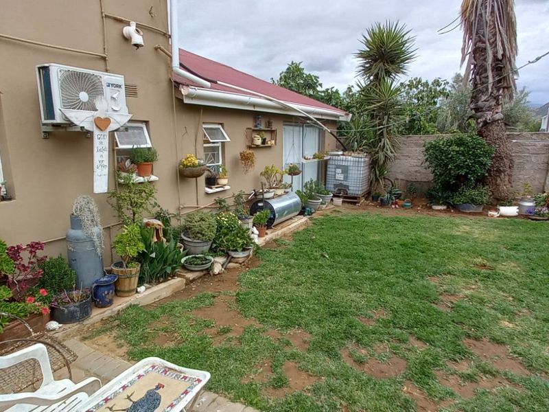 House For Sale in Calitzdorp Central - Photo 3