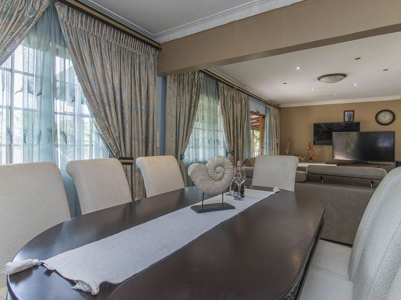 House For Sale in Hillcrest Central - Photo 4