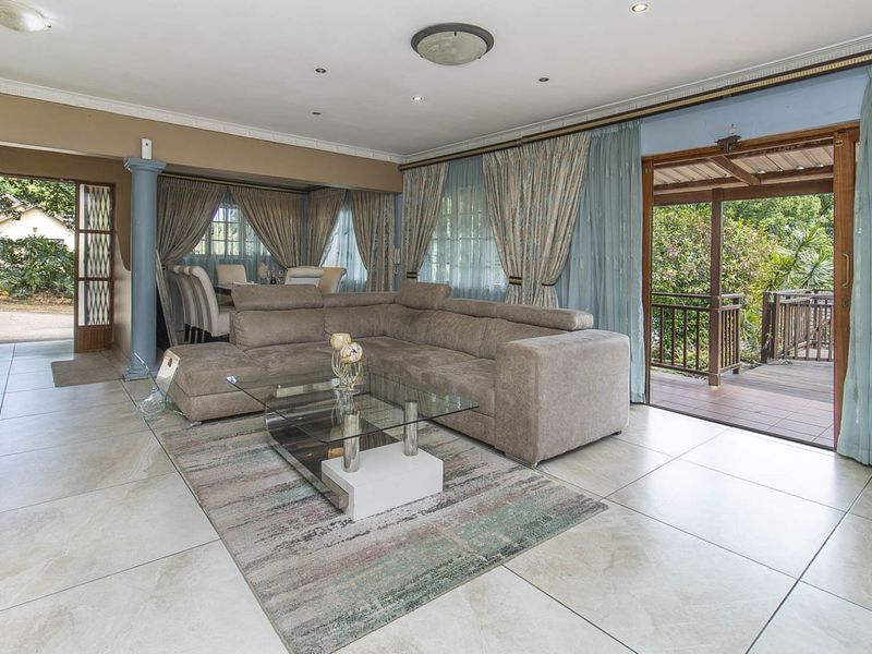 House For Sale in Hillcrest Central - Photo 7