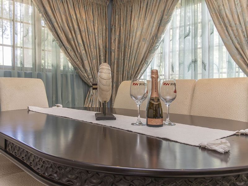 House For Sale in Hillcrest Central - Photo 5