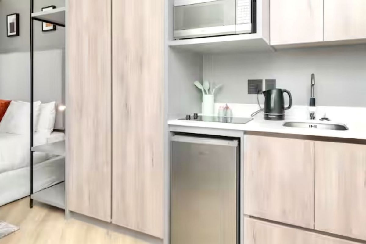 Apartment For Sale in Cape Town City Centre - Photo 2