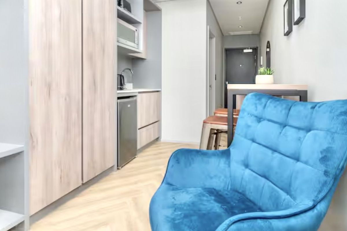 Apartment For Sale in Cape Town City Centre - Photo 3