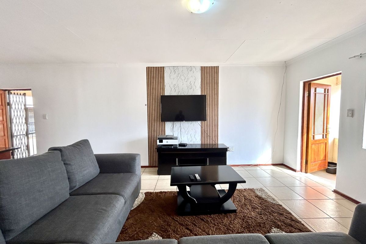 Apartment For Sale in Hesteapark - Photo 2