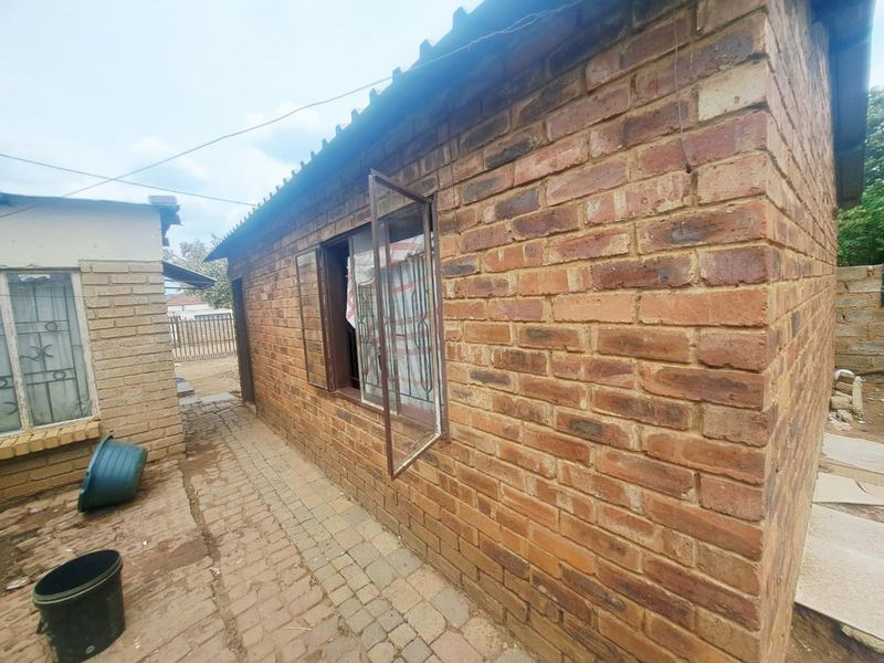 House For Sale in Mamelodi East - Photo 3