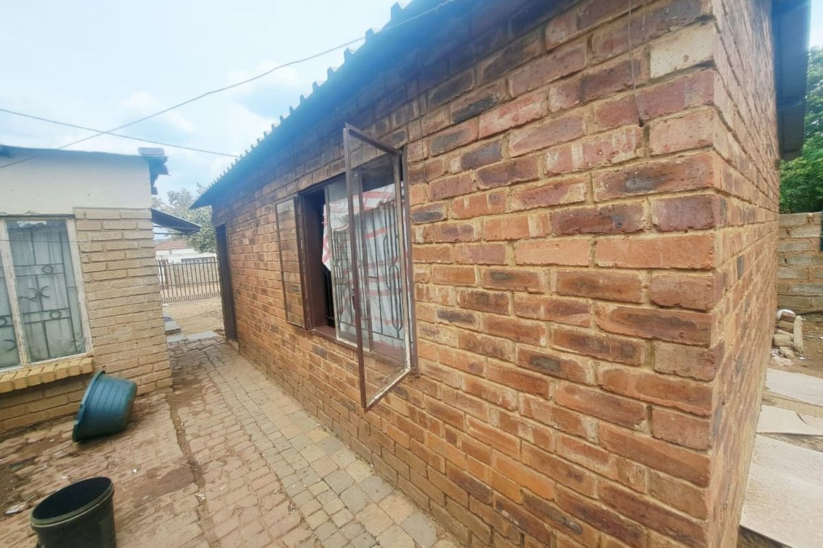 House For Sale in Mamelodi East - Photo 3
