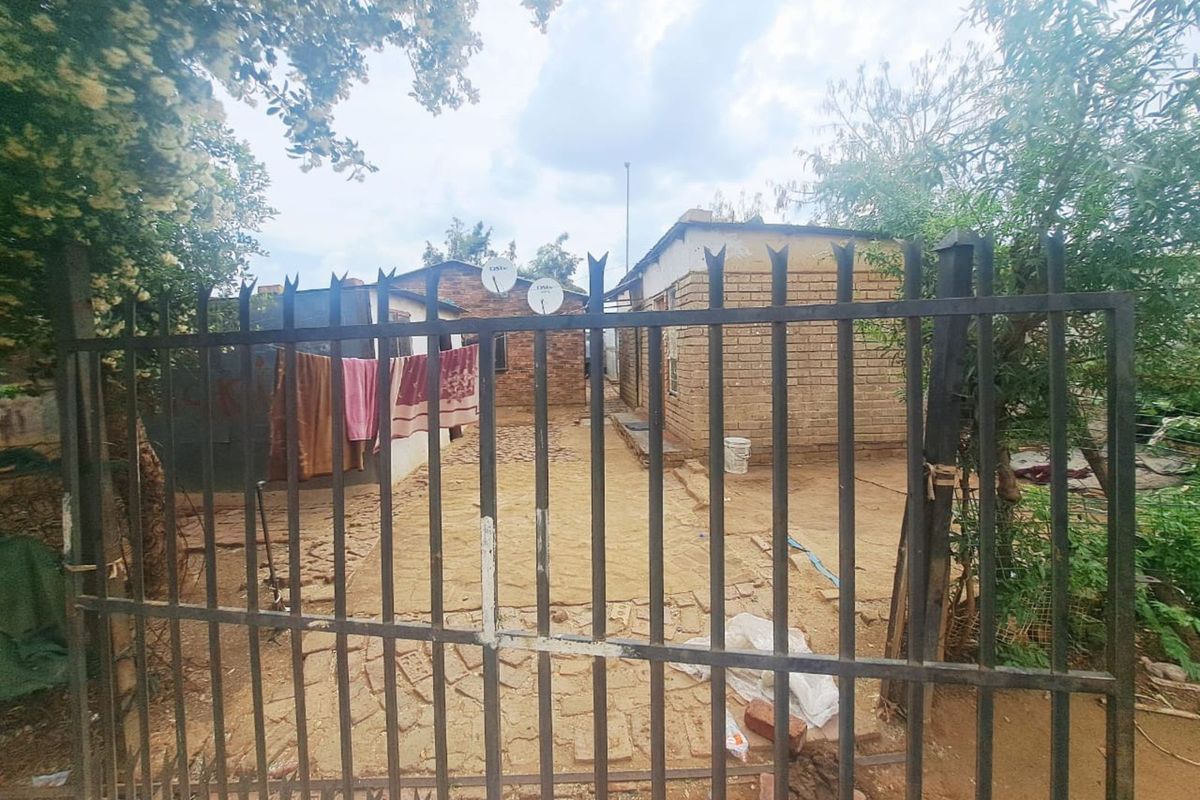 House For Sale in Mamelodi East - Photo 4