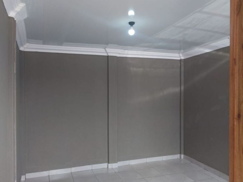 House For Sale in Mamelodi East - Photo 2