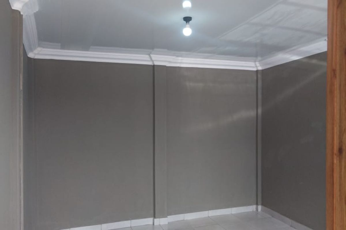 House For Sale in Mamelodi East - Photo 2