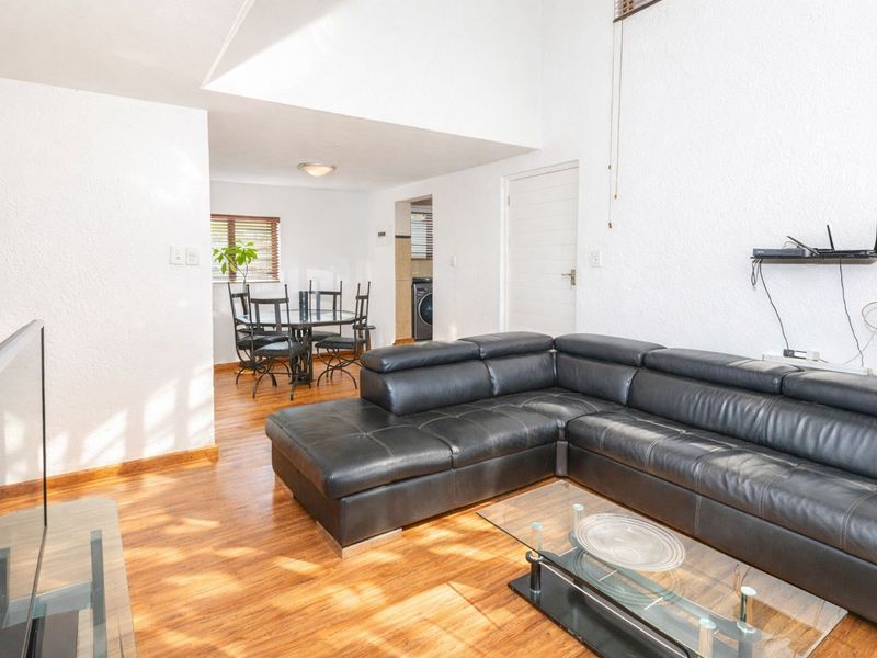 Townhouse For Sale in Boskruin - Photo 10