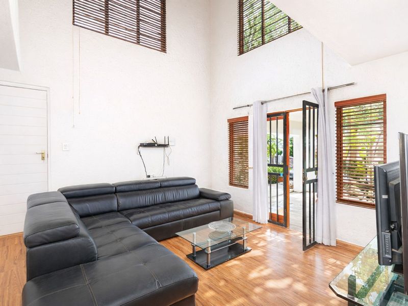 Townhouse For Sale in Boskruin - Photo 9