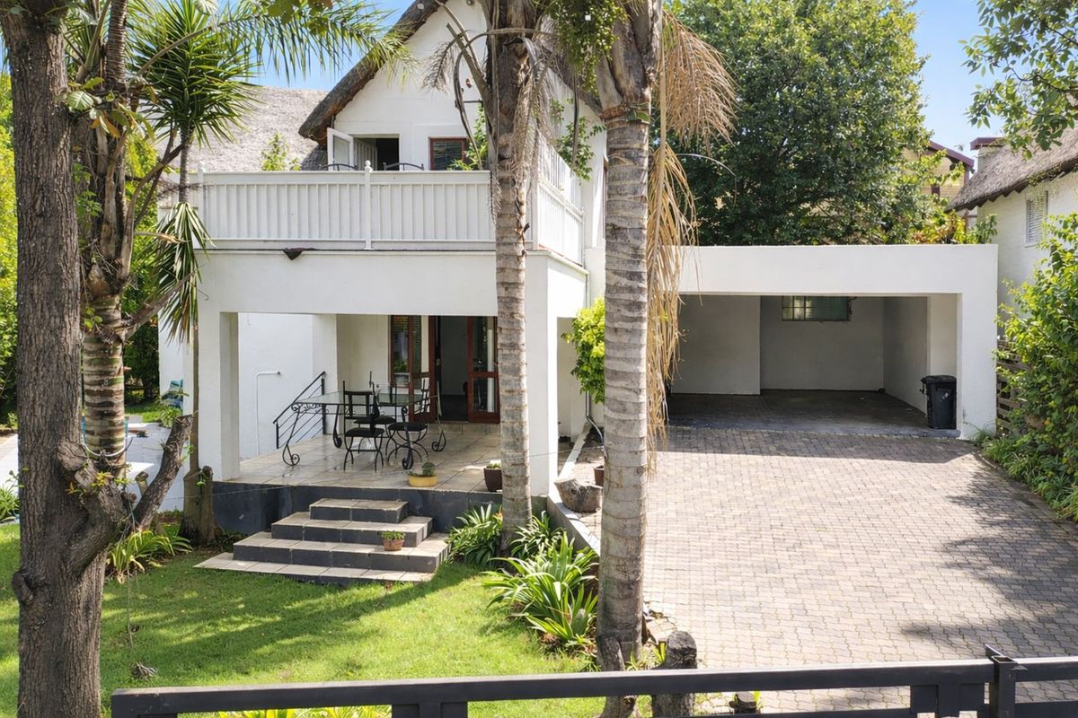 Townhouse For Sale in Boskruin - Photo 2