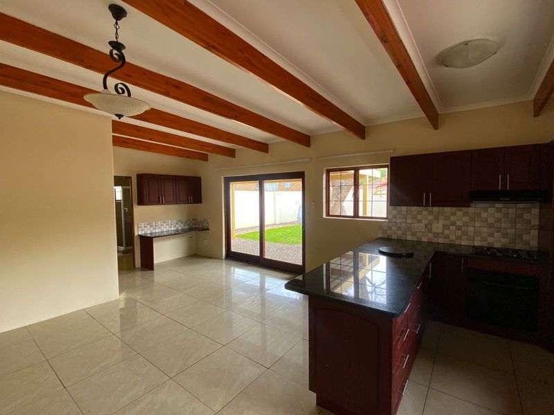 Apartment For Sale in Polokwane Central - Photo 9