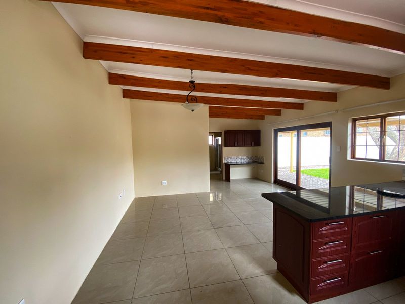 Apartment For Sale in Polokwane Central - Photo 6