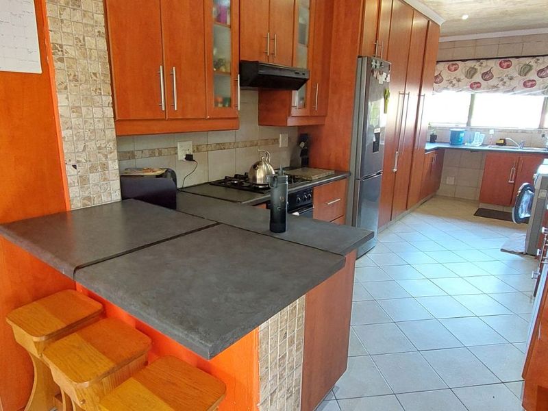 House For Sale in Pine Acres - Photo 10