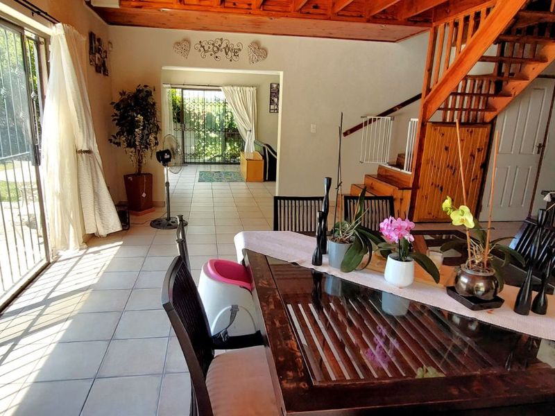 House For Sale in Pine Acres - Photo 5