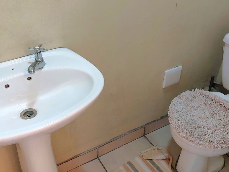 House For Sale in Pine Acres - Photo 8