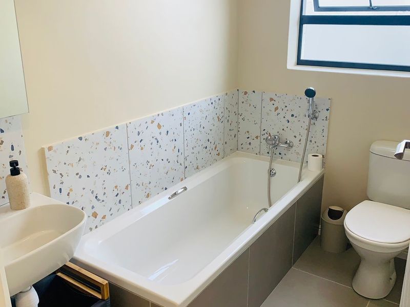 Townhouse For Sale in Pacaltsdorp - Photo 7