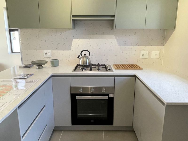 Townhouse For Sale in Pacaltsdorp - Photo 3