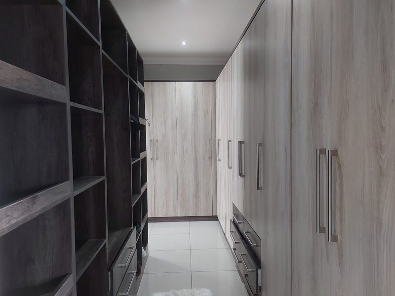 Townhouse For Sale in Savannah Country Estate - Photo 10