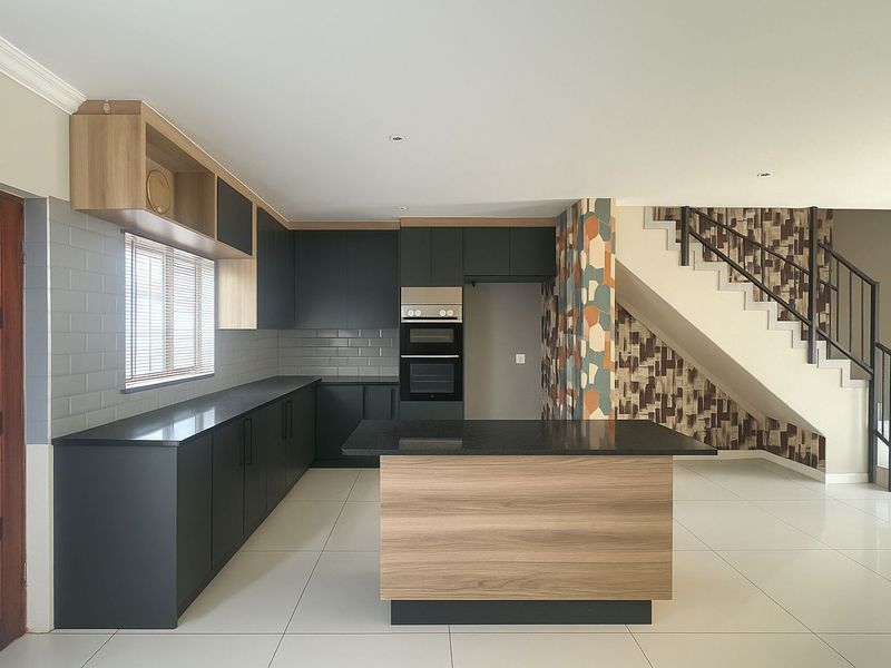 Cluster For Sale in Mooikloof - Photo 6