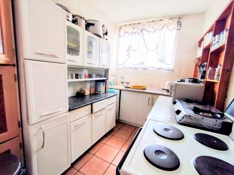 Apartment For Sale in Potchefstroom Central - Photo 4