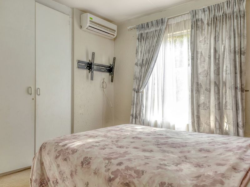 Apartment For Sale in Bromhof - Photo 9