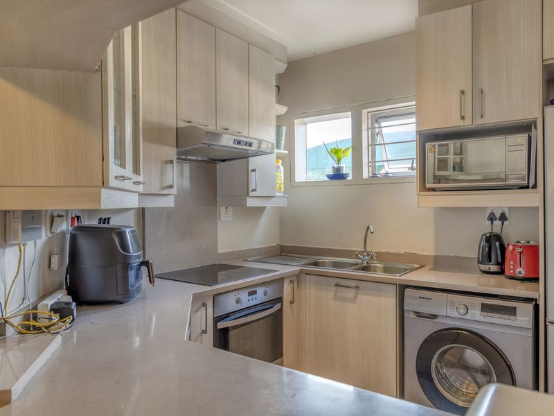 Apartment For Sale in Bromhof - Photo 7