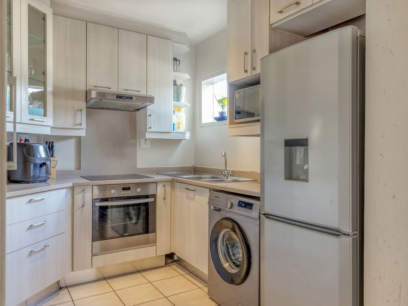 Apartment For Sale in Bromhof - Photo 5