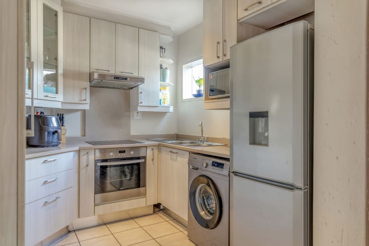 Apartment For Sale in Bromhof - Photo 5