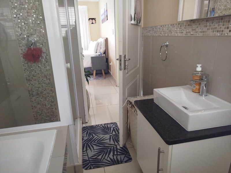 Townhouse For Sale in Terenure - Photo 8